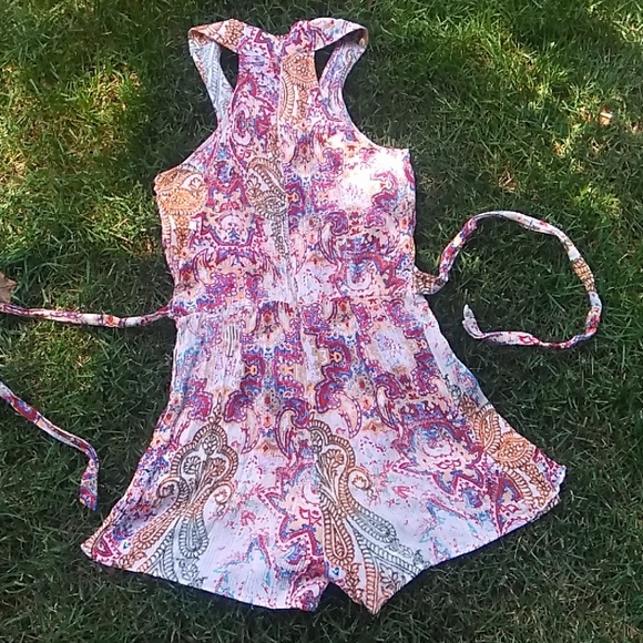 American Rag Tiered Gypsy Boho Romper 7 All Rayon - Picture 2 of 8